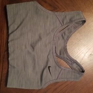 NWOT Nike sports bra size XS